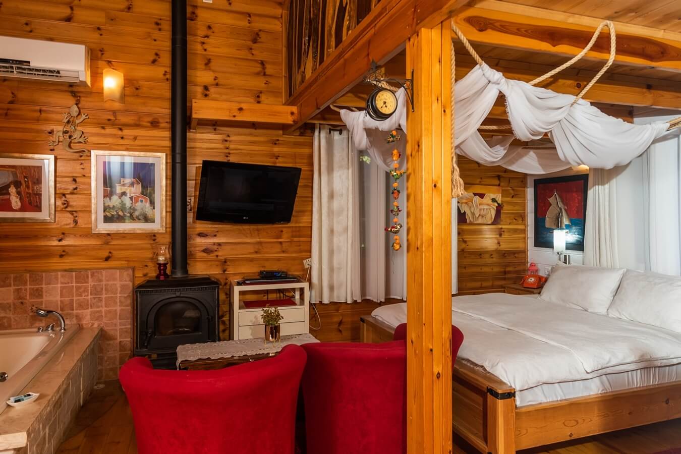 תמונה של הסוויטה האדומה - 5