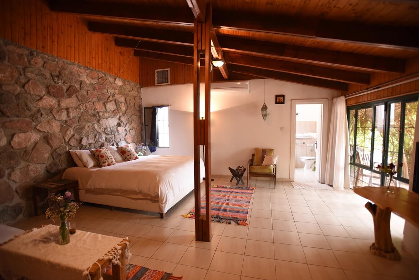 תמונה של חדר עץ השיטה - 3