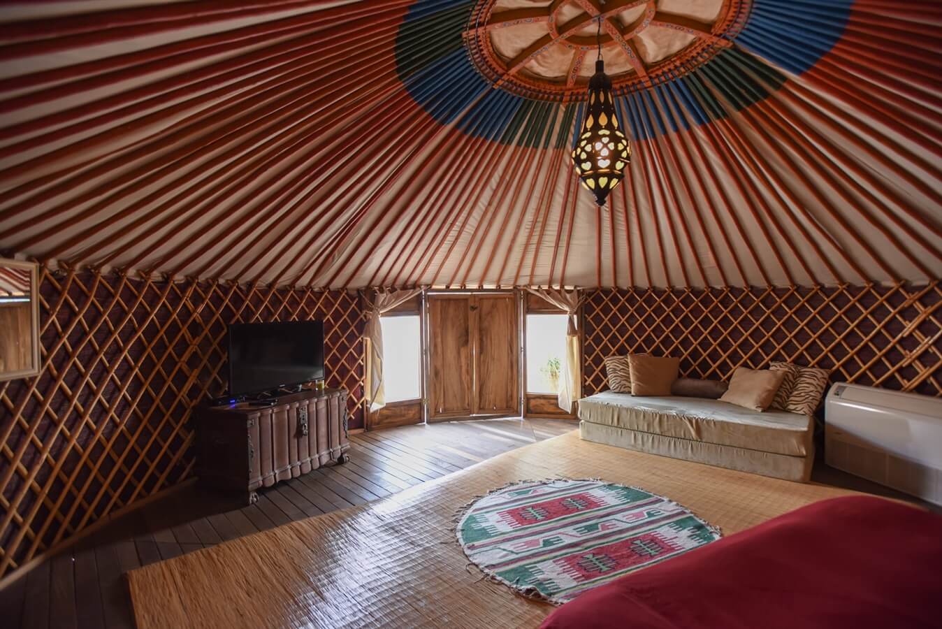 תמונה של יורט - 7