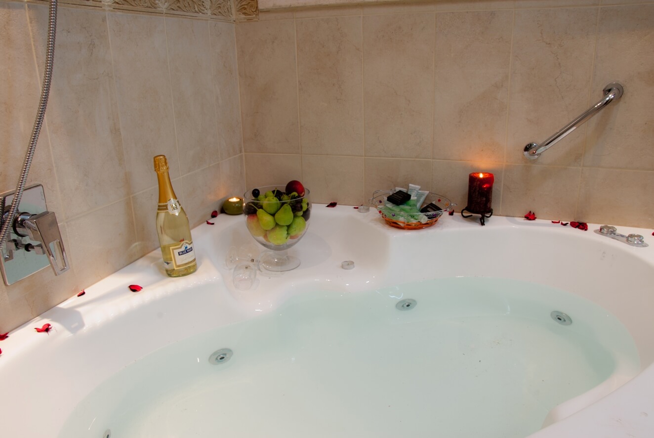 תמונה של סוויטה 3 - 8