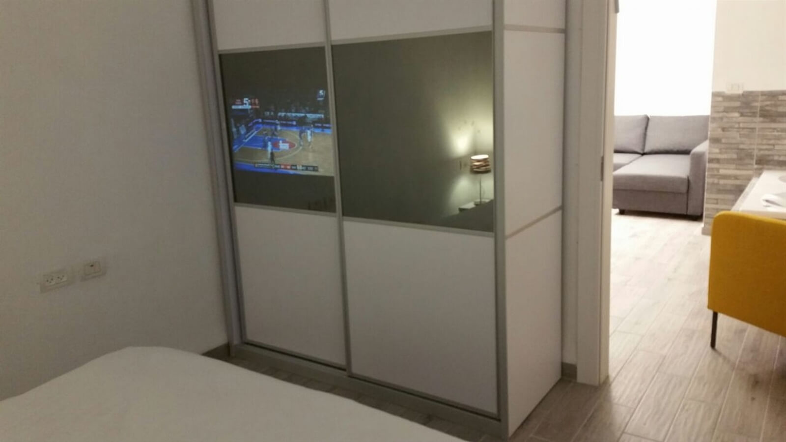 תמונה של סוויטה לאקצ'ורי - 2 תמונה של סוויטה לאקצ'ורי - 2