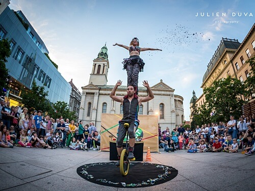 תמונה של לוח מופעים מלא