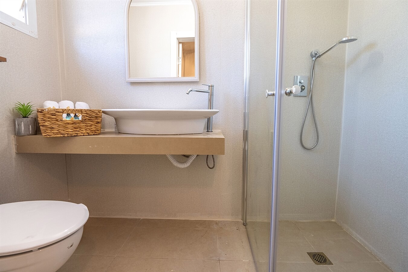 תמונה של סוויטת שירה - 7