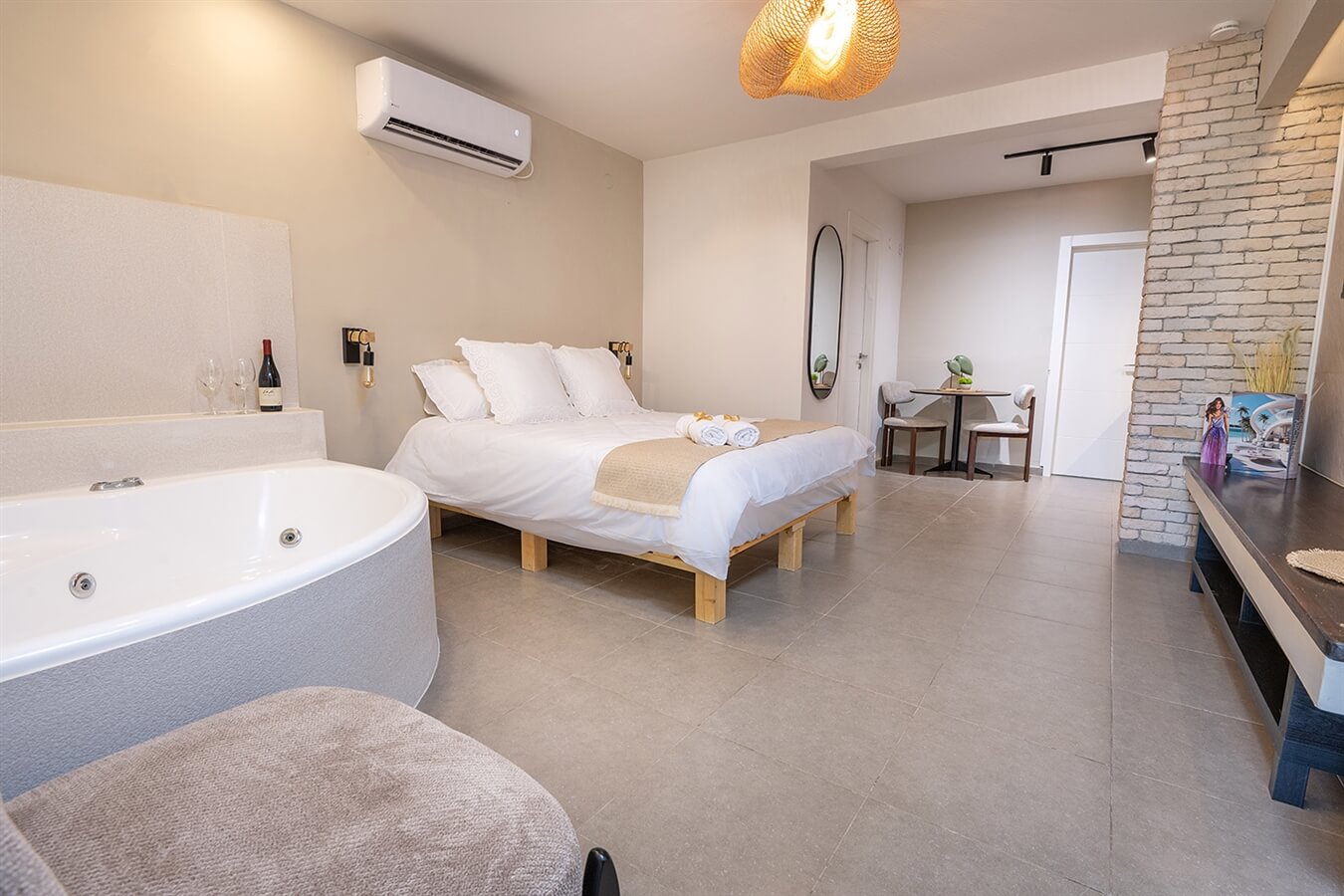 תמונה של סוויטת ינאי - 4