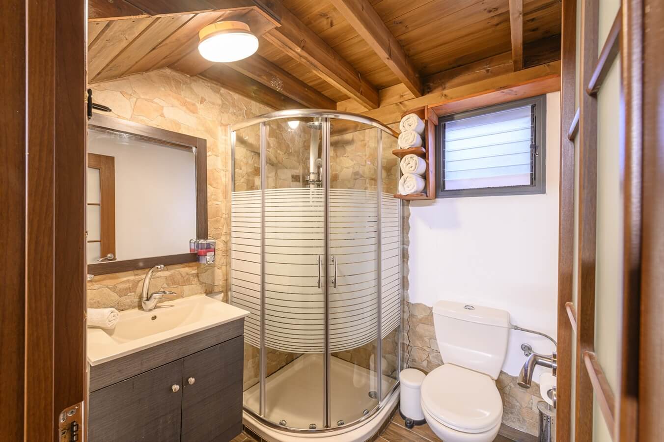 תמונה של הצימר עם הג'קוזי - 2 - 8