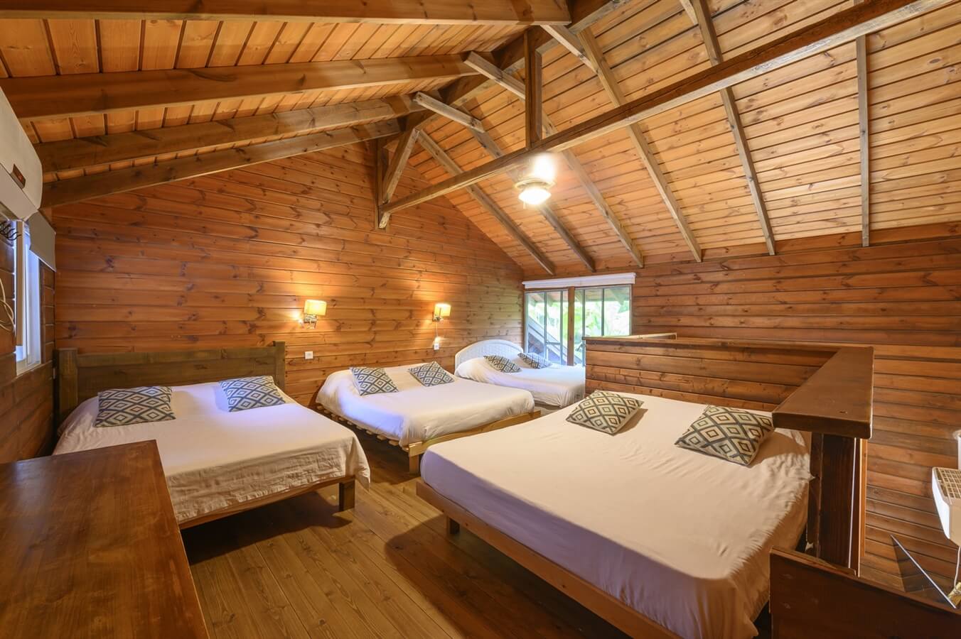 תמונה של הצימר עם הג'קוזי - 2 - 9