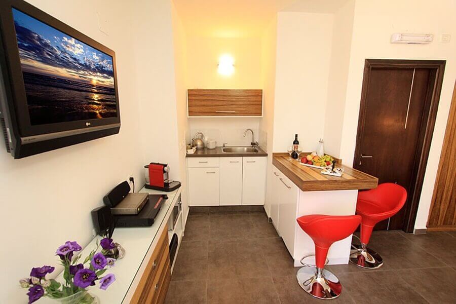 תמונה של סוויטה על שפת הבריכה - 2