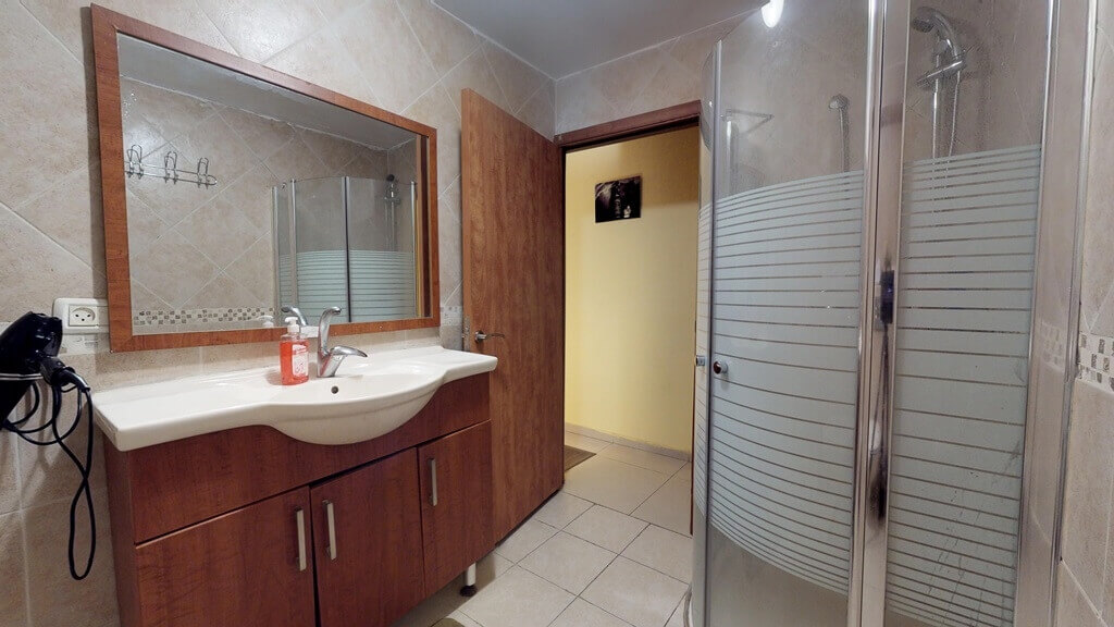 תמונה של יחידה 1 - 5