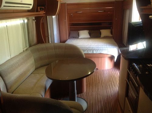 תמונה של הקרוואנים