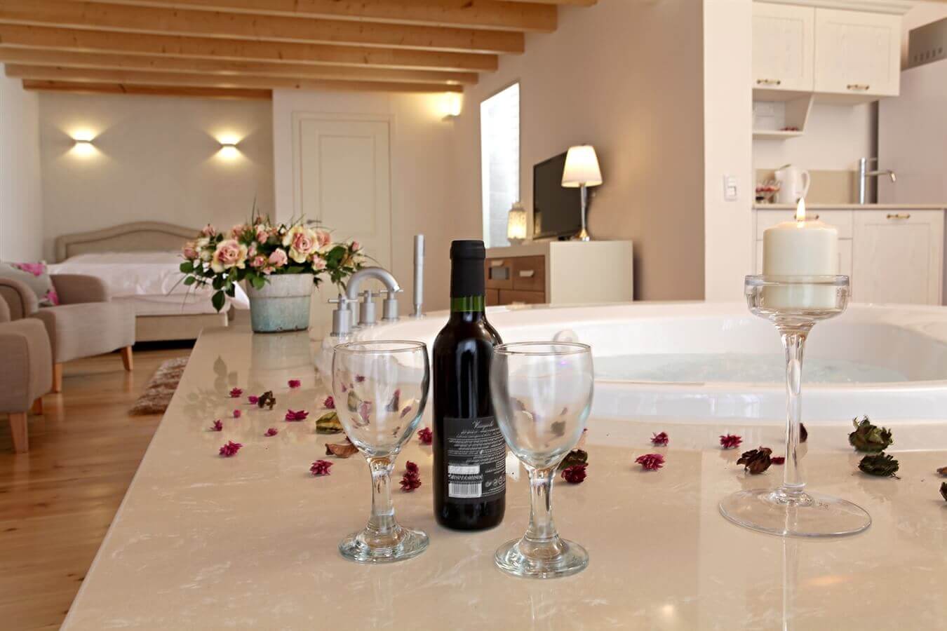 תמונה של סוויטת שחף - 11 תמונה של סוויטת שחף - 11