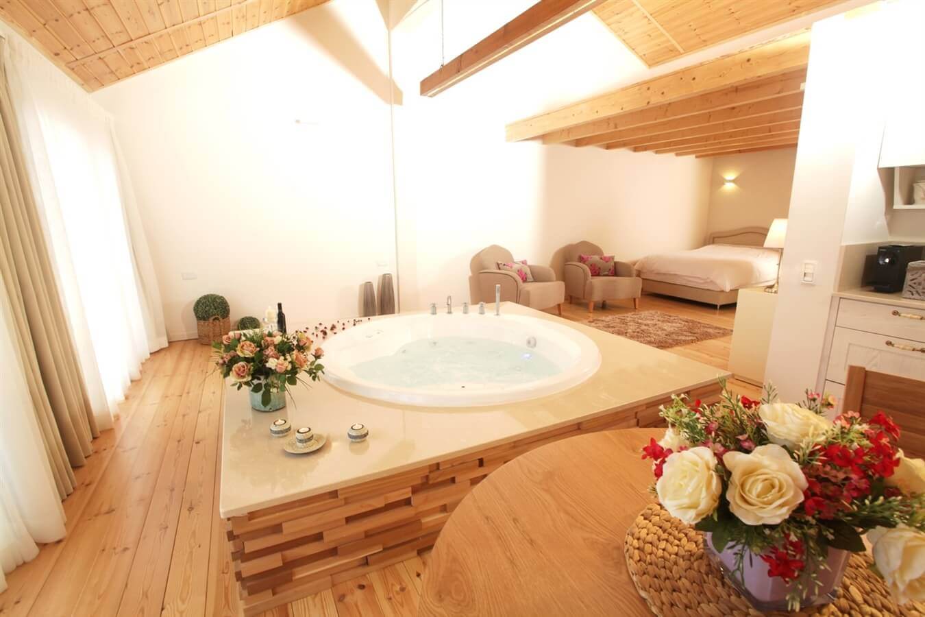 תמונה של סוויטת שחף - 8 תמונה של סוויטת שחף - 8