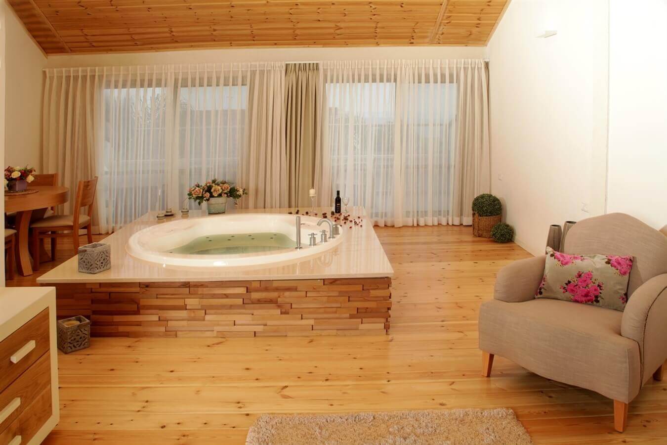 תמונה של סוויטת שחף - 9 תמונה של סוויטת שחף - 9