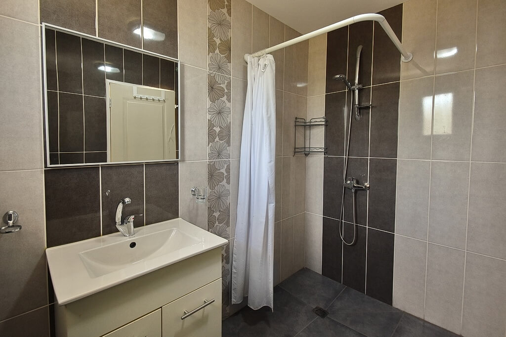 תמונה של סוויטה 3 - 5