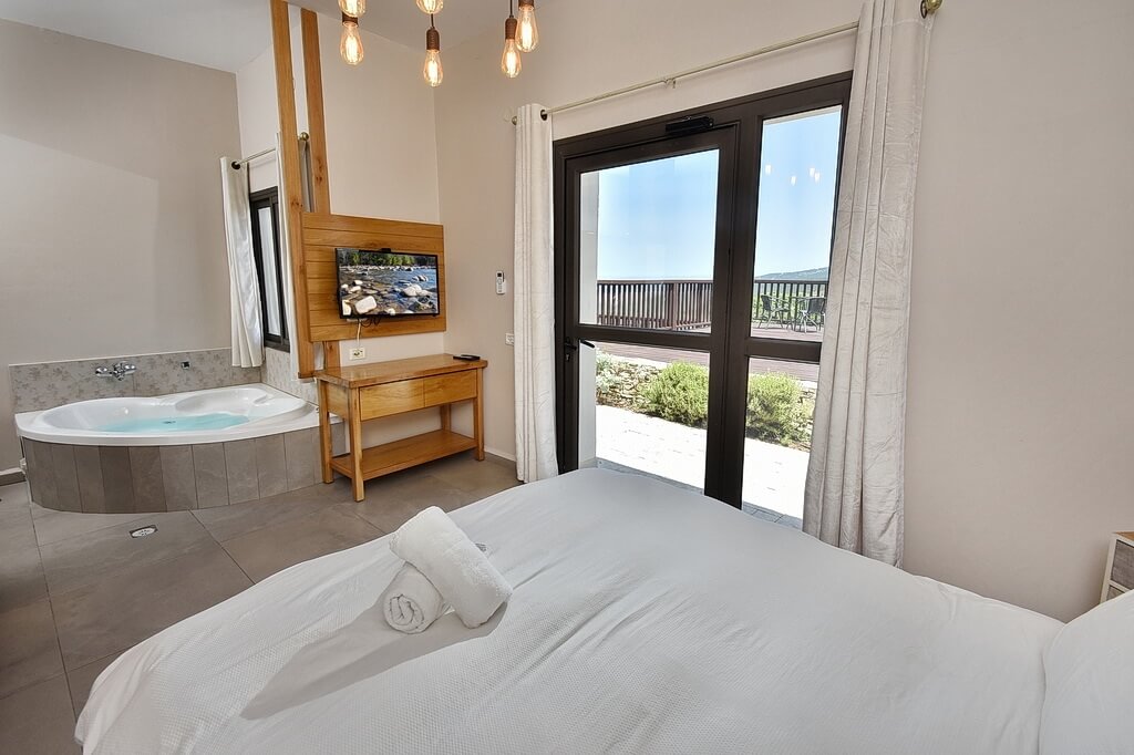 תמונה של סוויטה 3 - 6