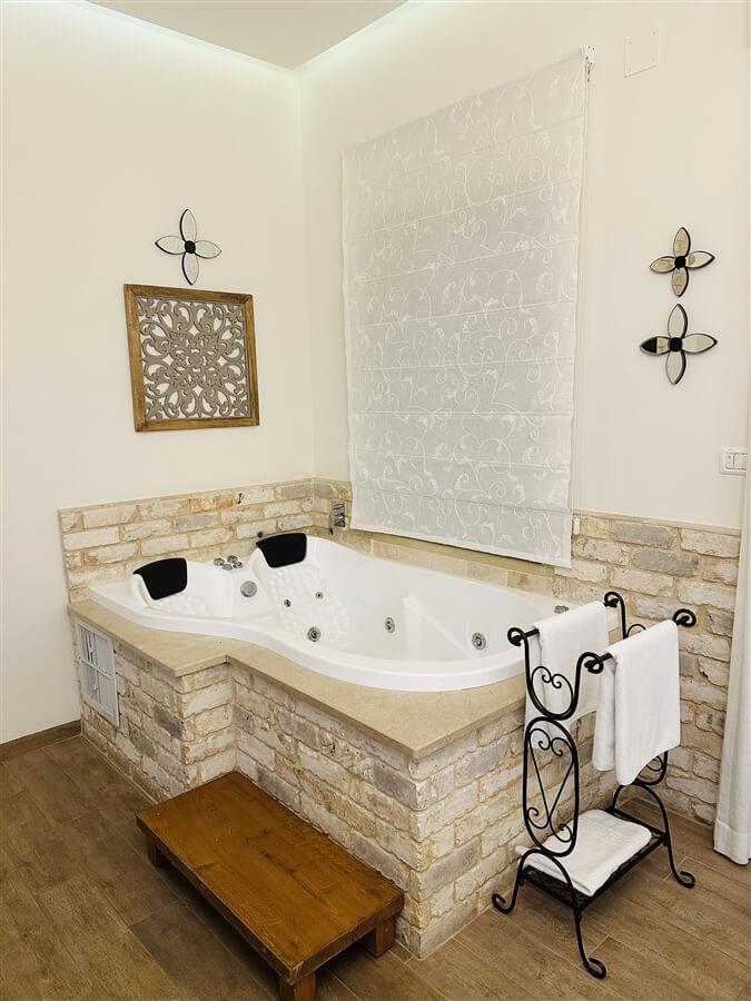 תמונה של סוויטה 3 - 3