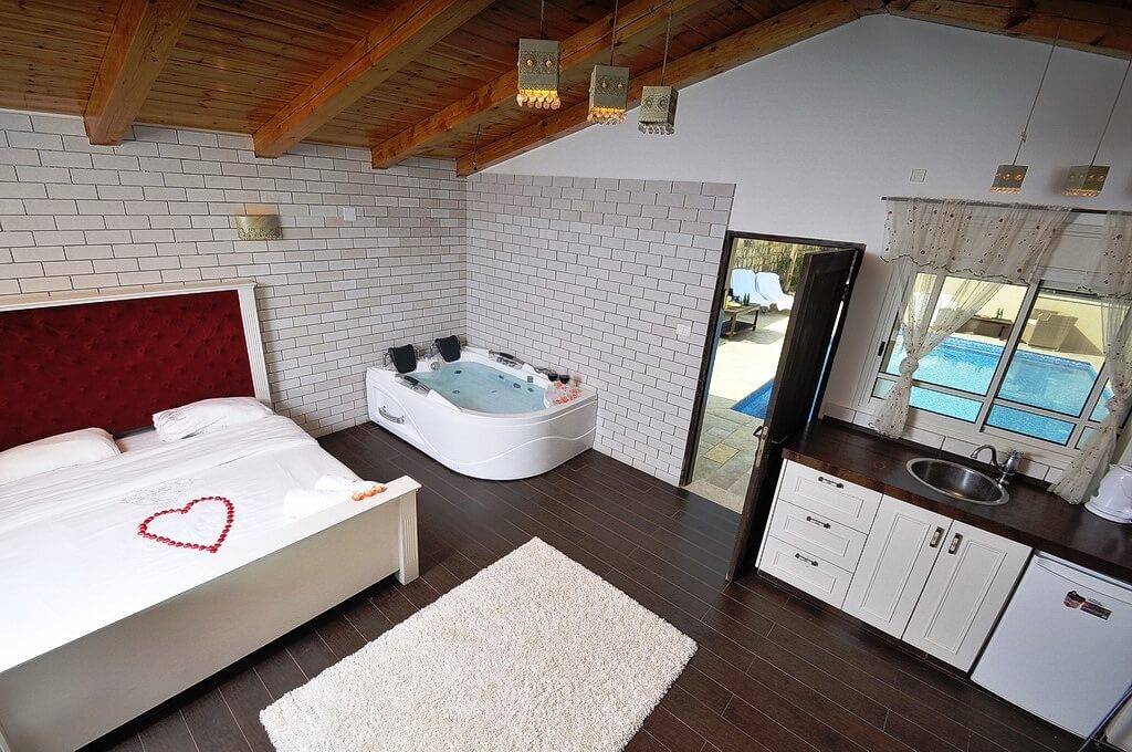 תמונה של סוויטה 2 - 6