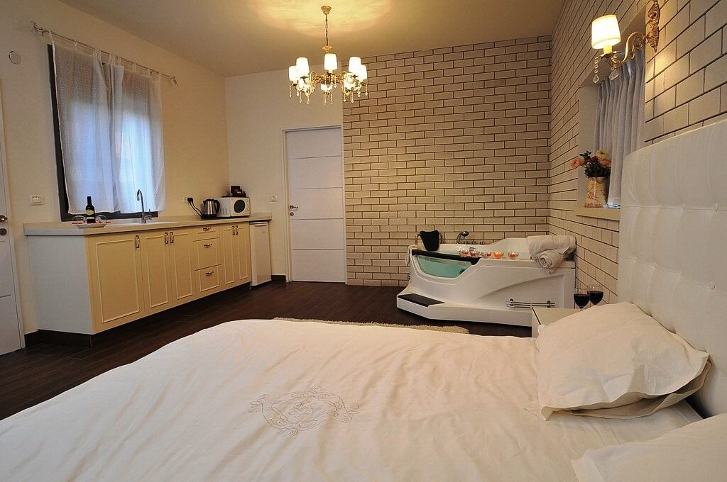 תמונה של סוויטה 1 - 10