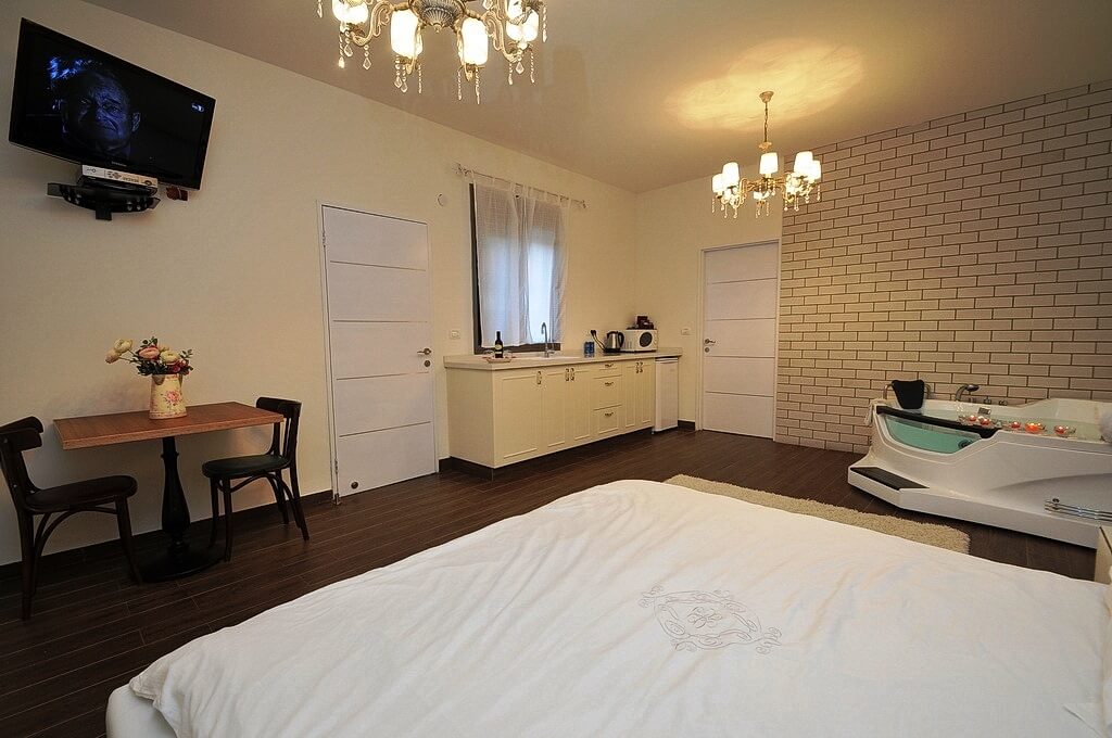 תמונה של סוויטה 1 - 9