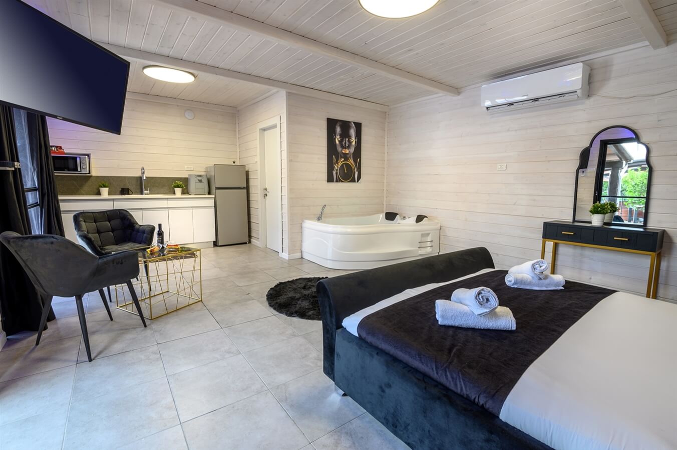 תמונה של סוויטת קינג 2 - 2