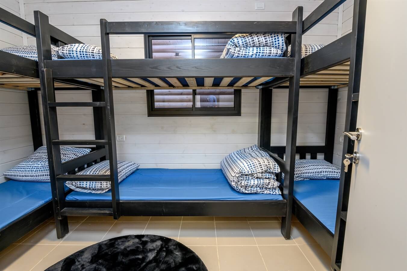 תמונה של סוויטת קינג 1 - 4