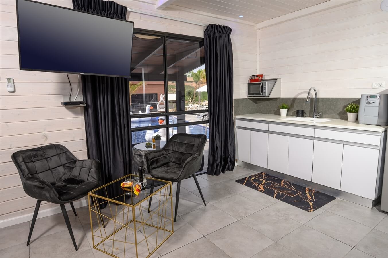 תמונה של סוויטת קינג 2 - 3