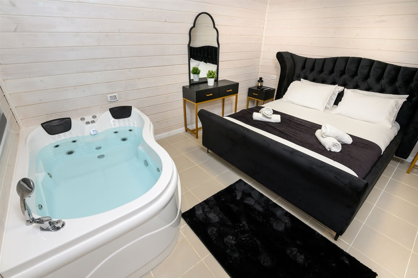 תמונה של סוויטת קינג 1 - 3