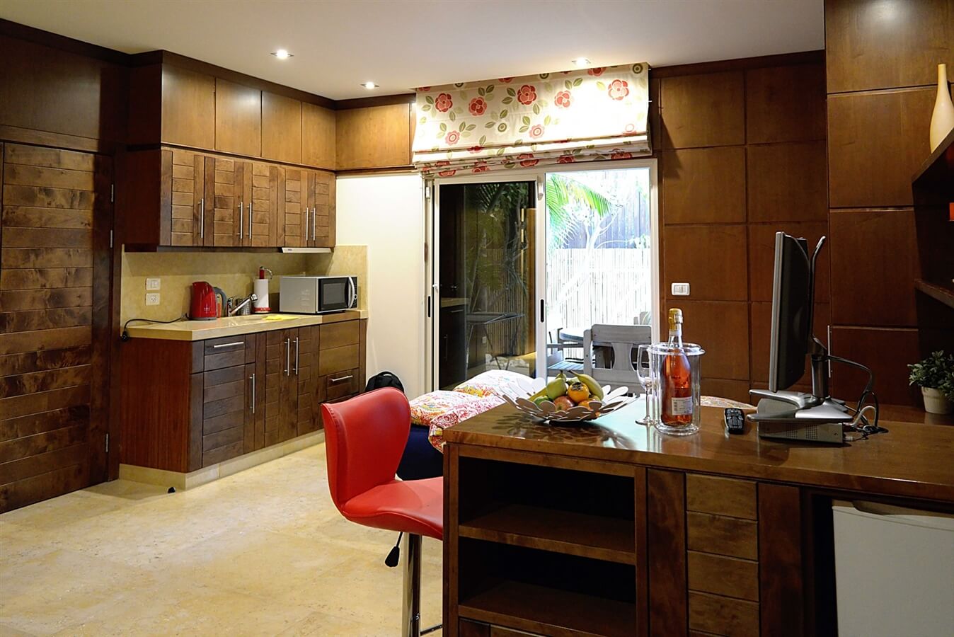 תמונה של סוויטת ואן מוריסון - 2 תמונה של סוויטת ואן מוריסון - 2