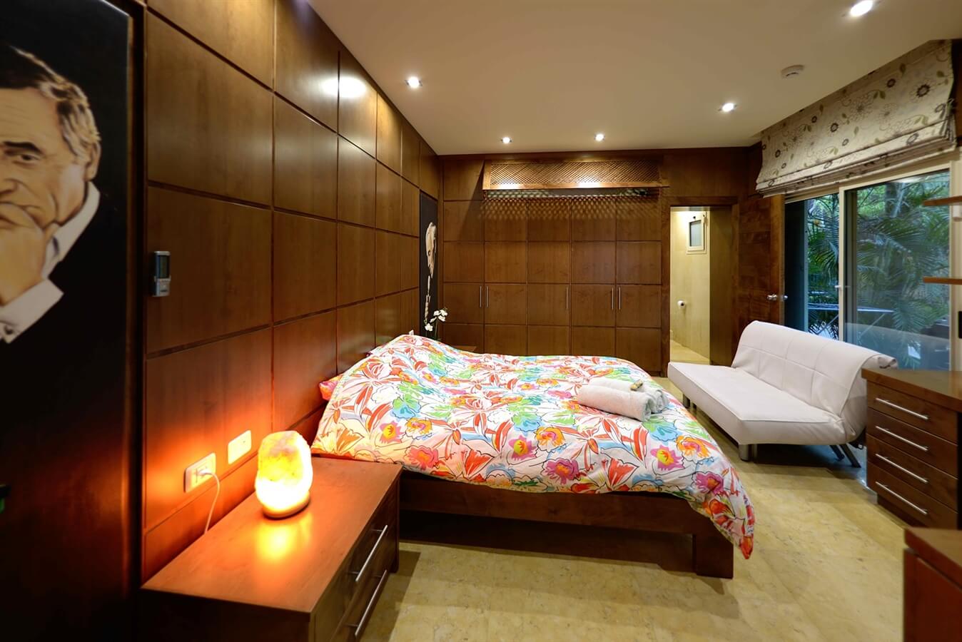 תמונה של סוויטת שארל אזנבור - 6 תמונה של סוויטת שארל אזנבור - 6