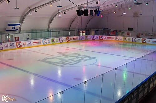 תמונה של החלקה על הקרח תמונה של החלקה על הקרח