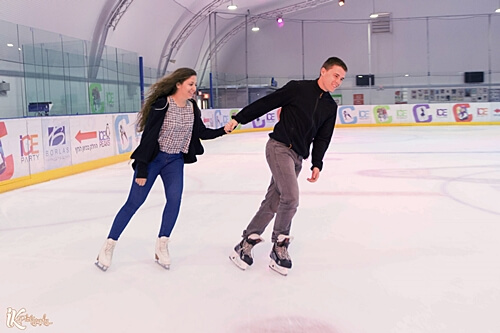 תמונה של החלקה על הקרח תמונה של החלקה על הקרח