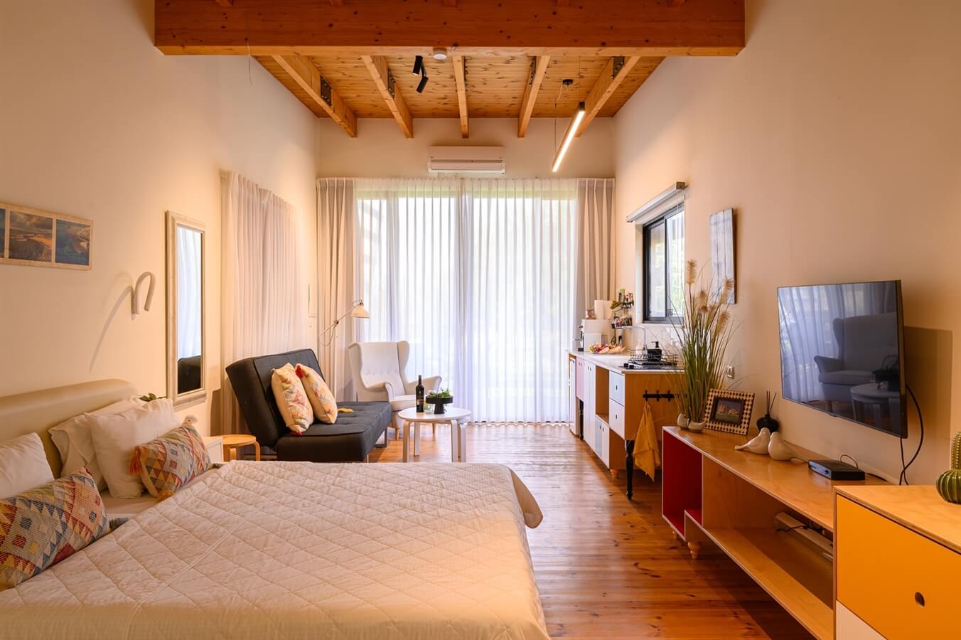 תמונה של סוויטת אלמוג - 11