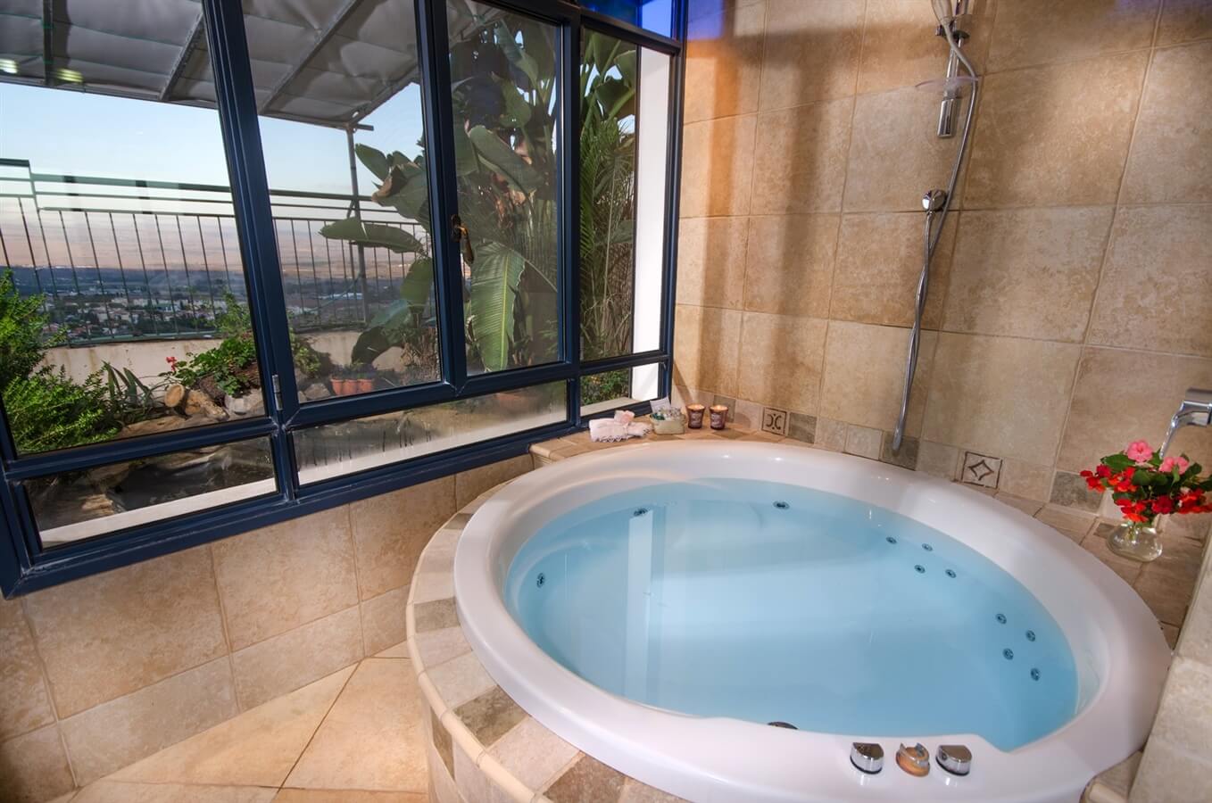 תמונה של סוויטת רויאל - 7