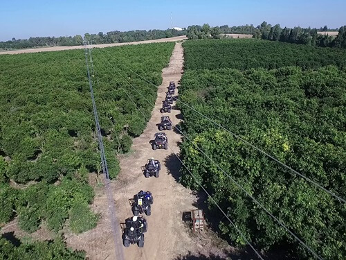 תמונה של טיולי טרקטורונים תמונה של טיולי טרקטורונים