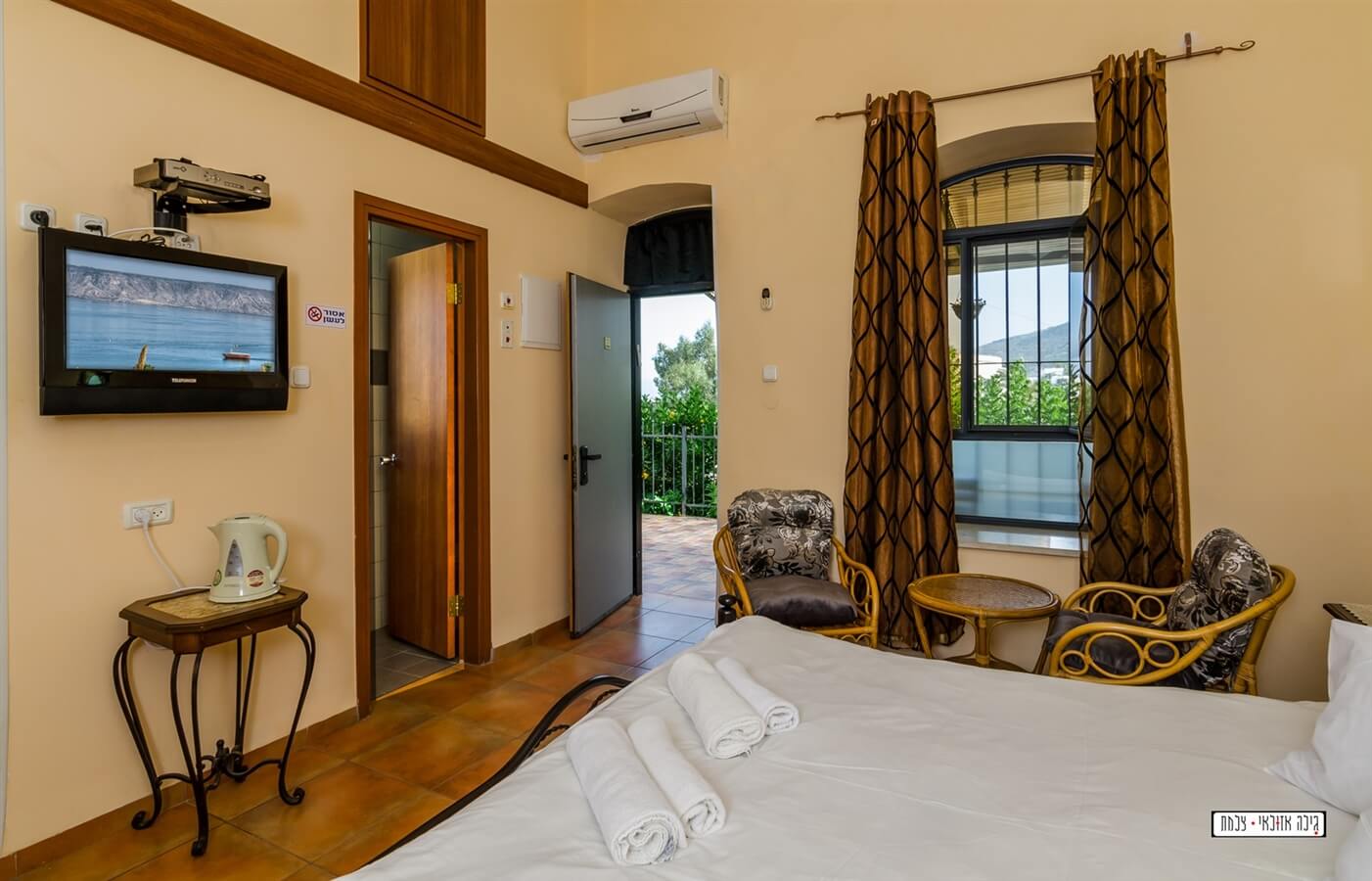 תמונה של יחידת אירוח עם ג'קוזי - 4 תמונה של יחידת אירוח עם ג'קוזי - 4