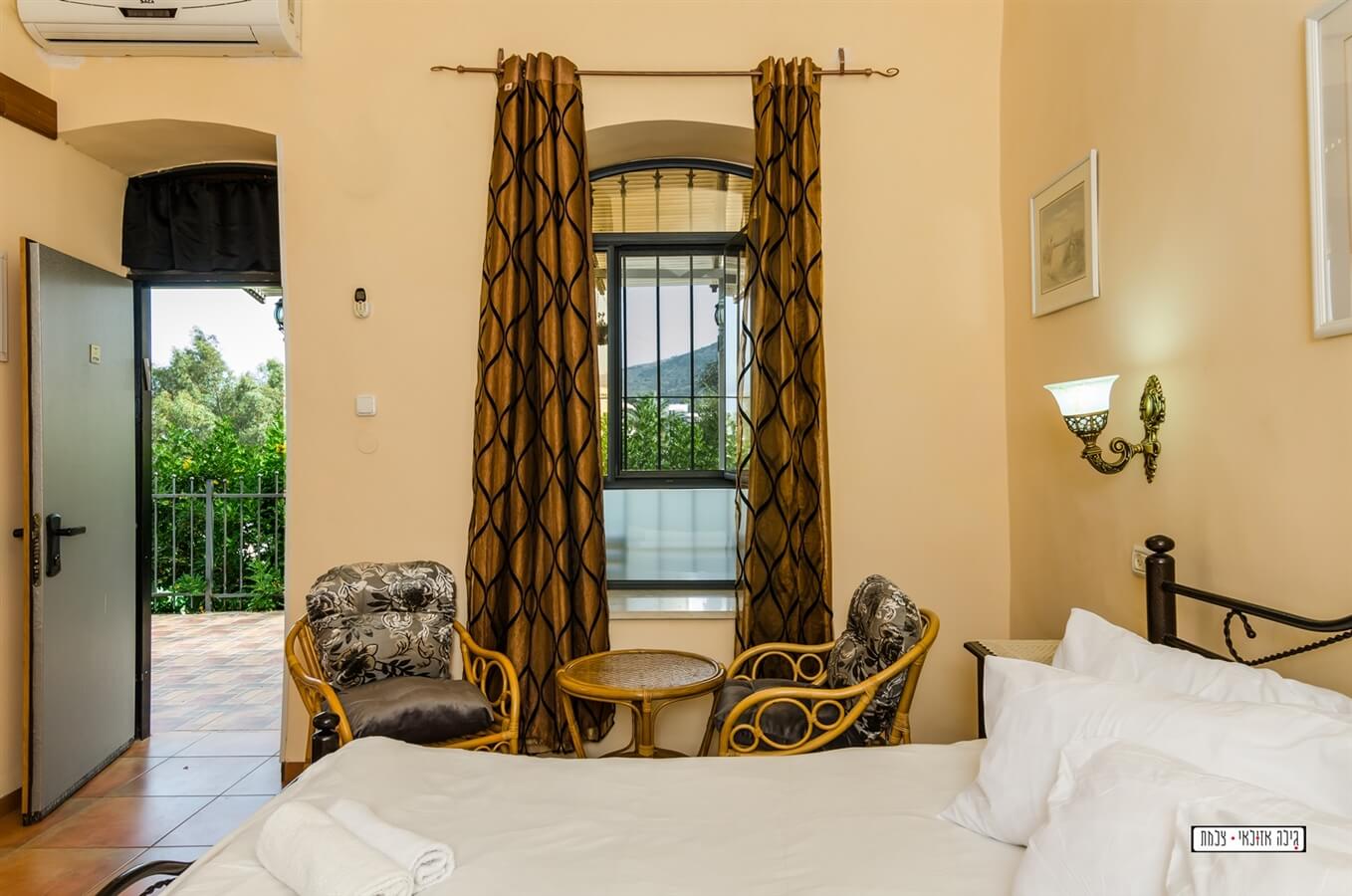 תמונה של יחידת אירוח עם ג'קוזי - 5 תמונה של יחידת אירוח עם ג'קוזי - 5