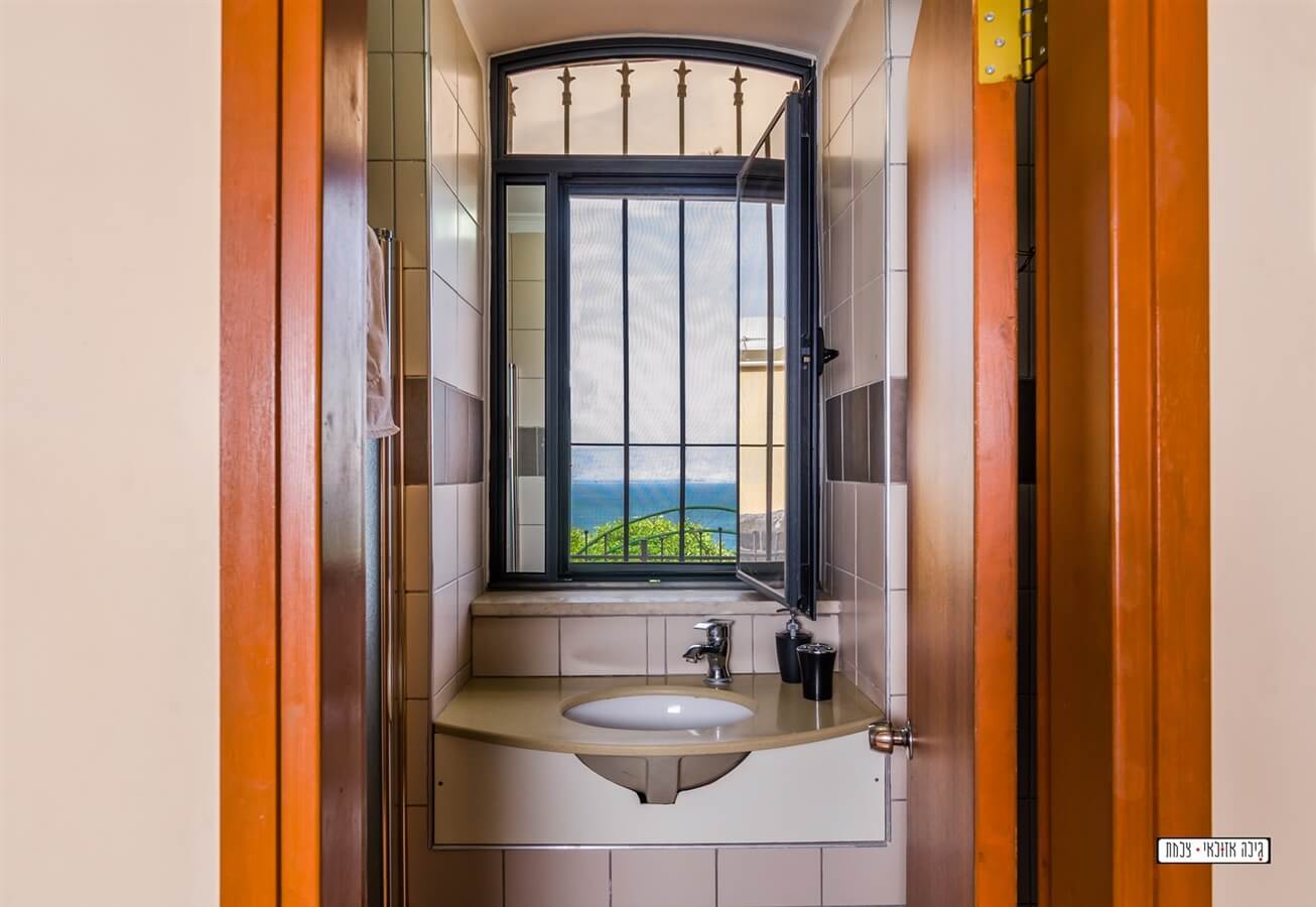 תמונה של יחידת אירוח עם ג'קוזי - 7 תמונה של יחידת אירוח עם ג'קוזי - 7