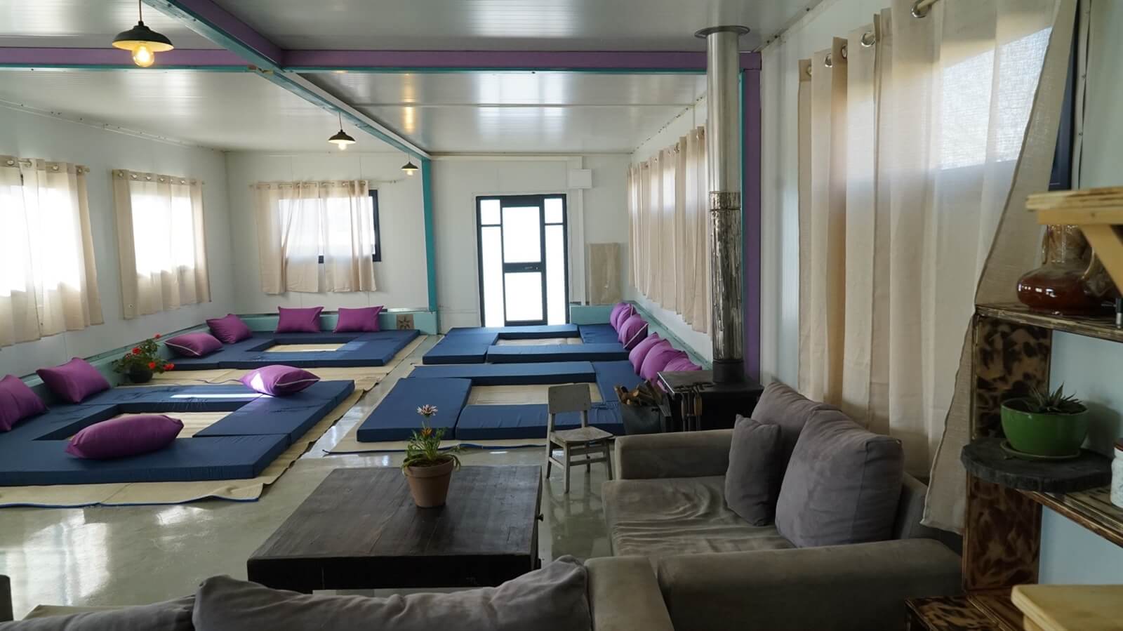 תמונה של החאן הלבן - 2