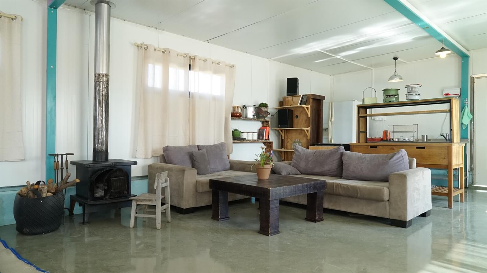 תמונה של החאן הלבן - 3