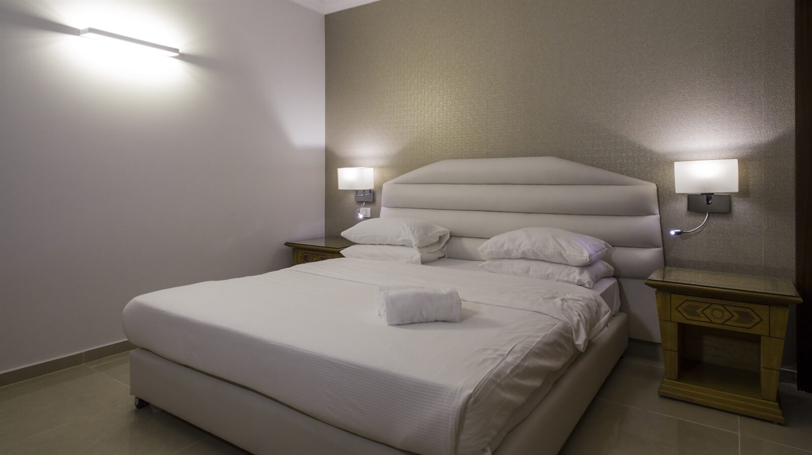 תמונה של מלכת שבא - 2