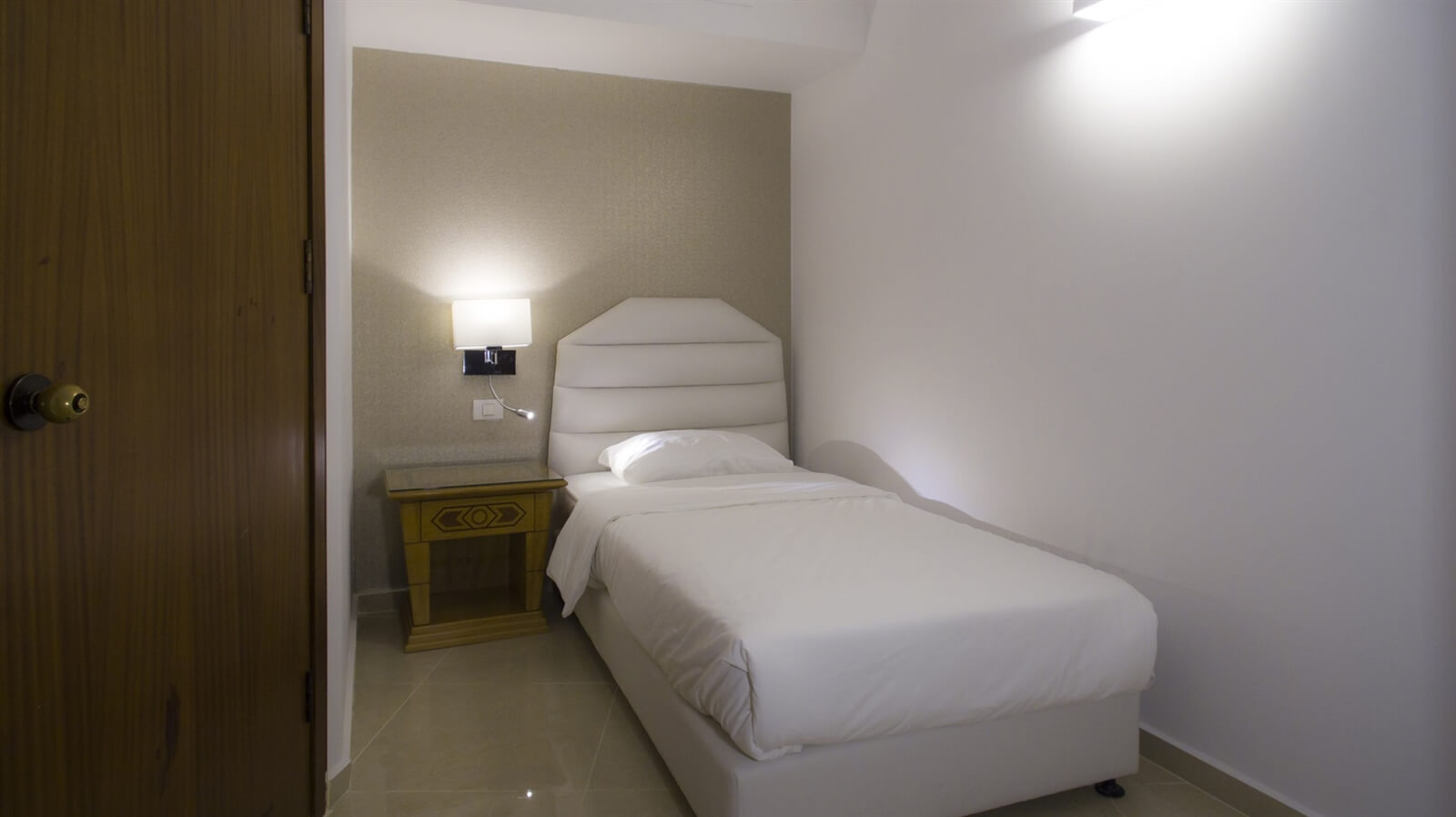 תמונה של מלכת שבא - 4