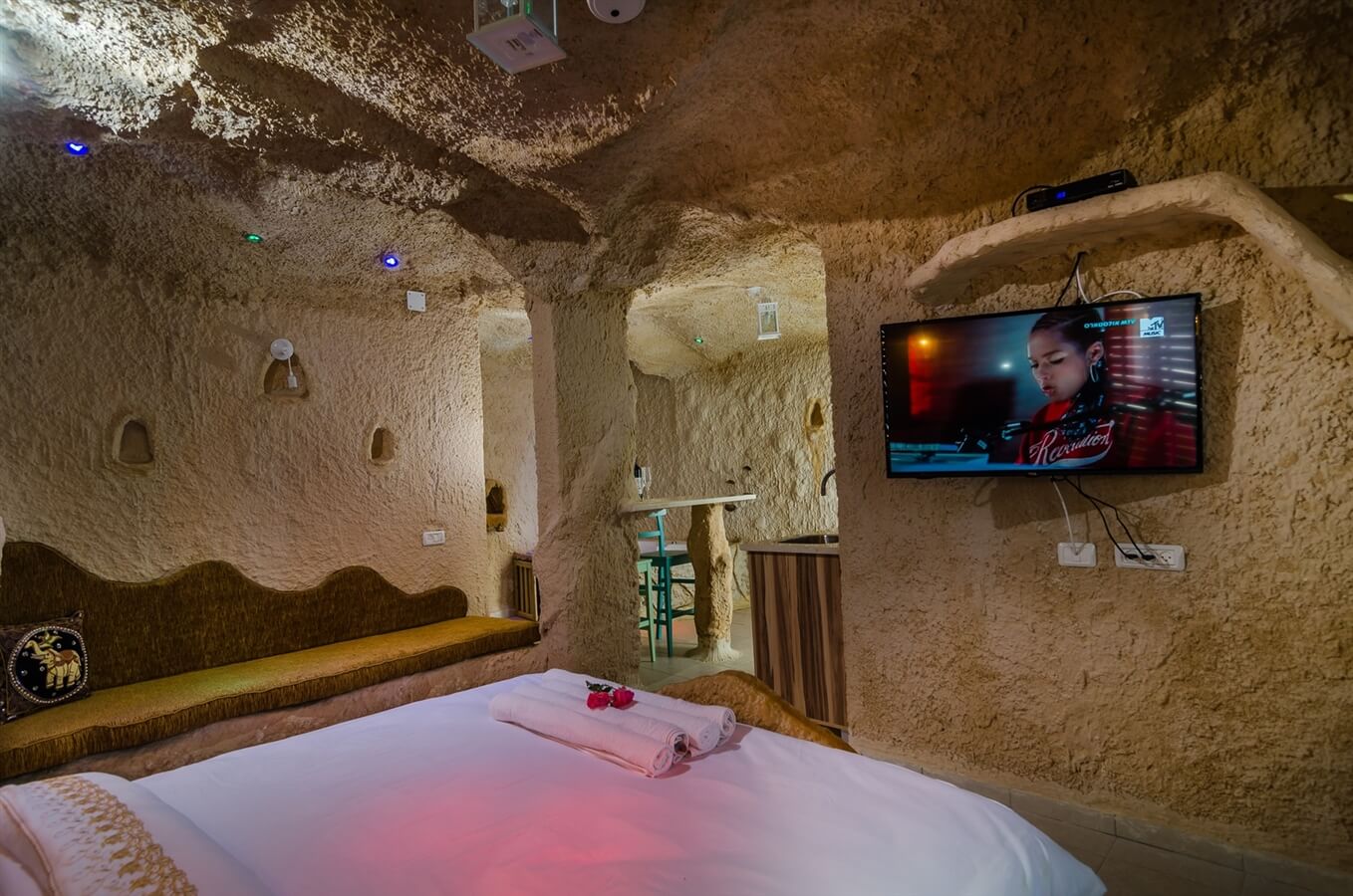 תמונה של מערת קיסר על המים - 6