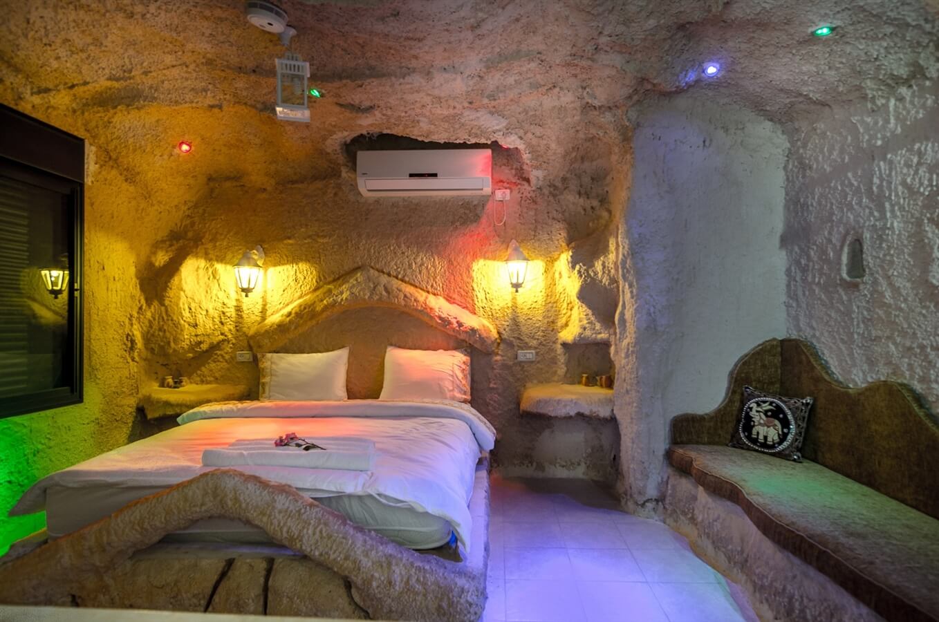 תמונה של מערת קיסר על המים - 4