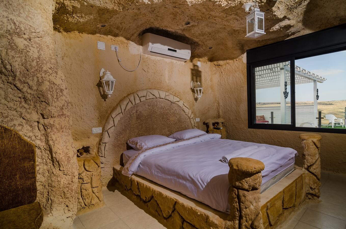 תמונה של מערת זאוס על המים - 5