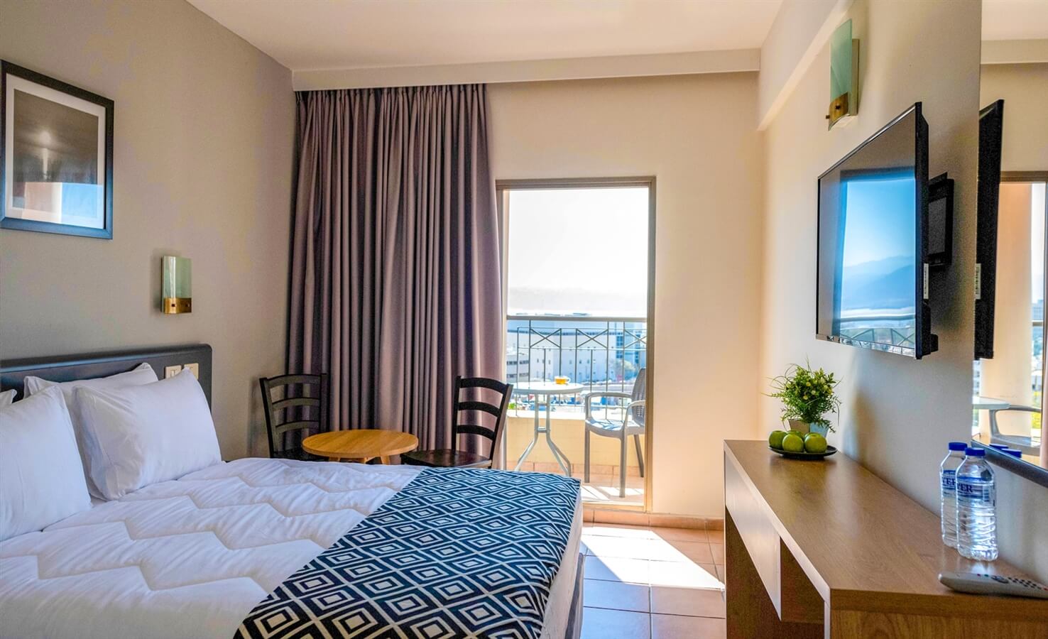 תמונה של חדרי האירוח - 1 תמונה של חדרי האירוח - 1