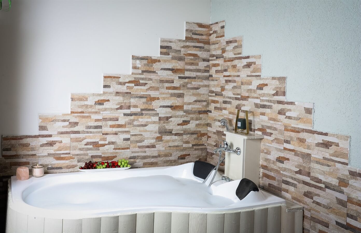 תמונה של סוויטה 4 - 2