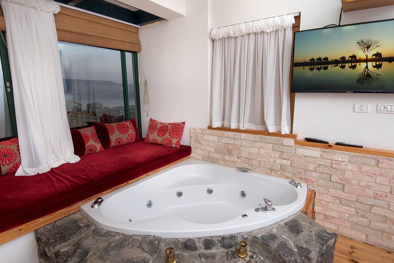 תמונה של סוויטת ברוש - 7