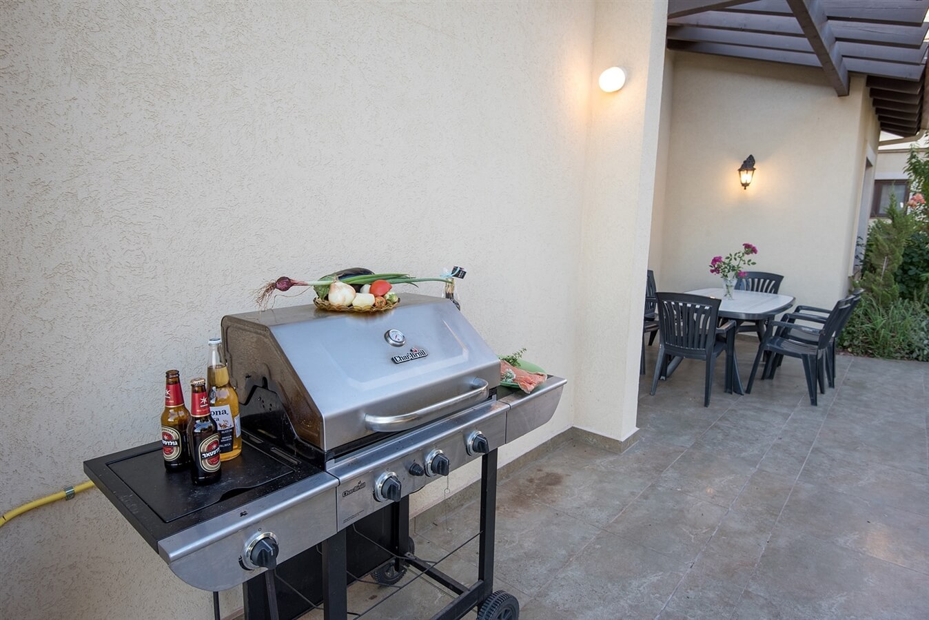 תמונה של סוויטות 1+2 - 6