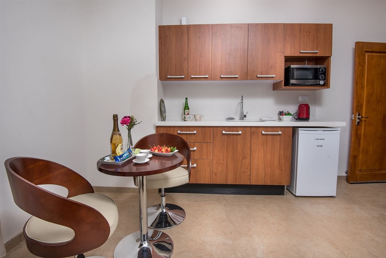 תמונה של סוויטה 3 - 2