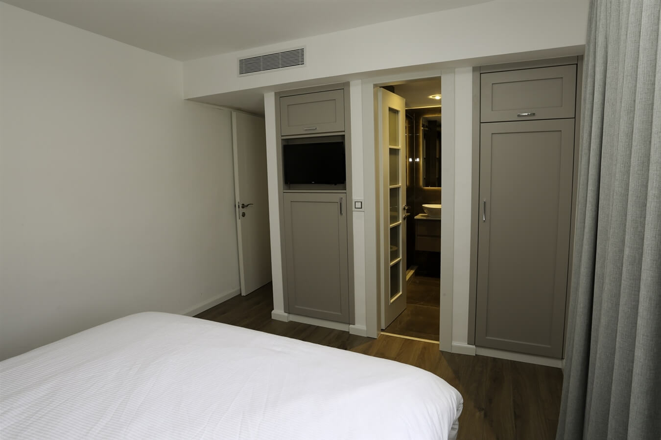 תמונה של החדרים בוילה - 6