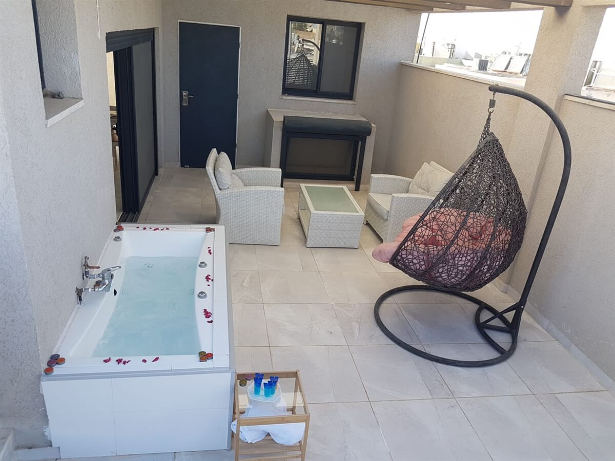 תמונה שצולמה בלבנה במדבר - 1 תמונה של לבנה במדבר - 1